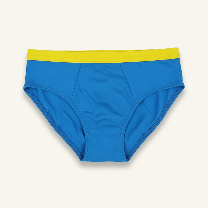 Light purple kids’ underwear with a colorful rainbow star print for girls